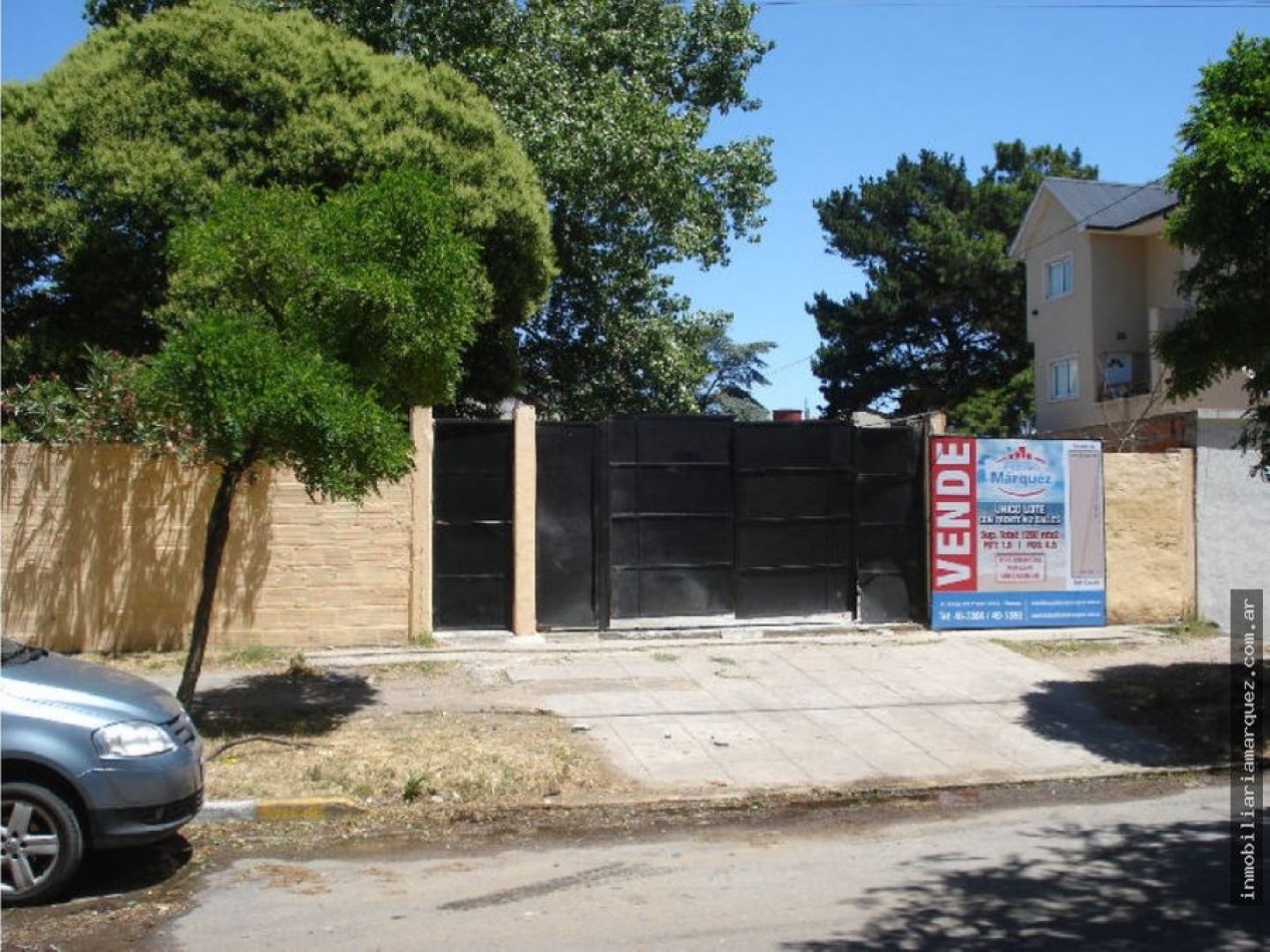 LOCAL COMERCIAL EN VENTA EN PINAMAR