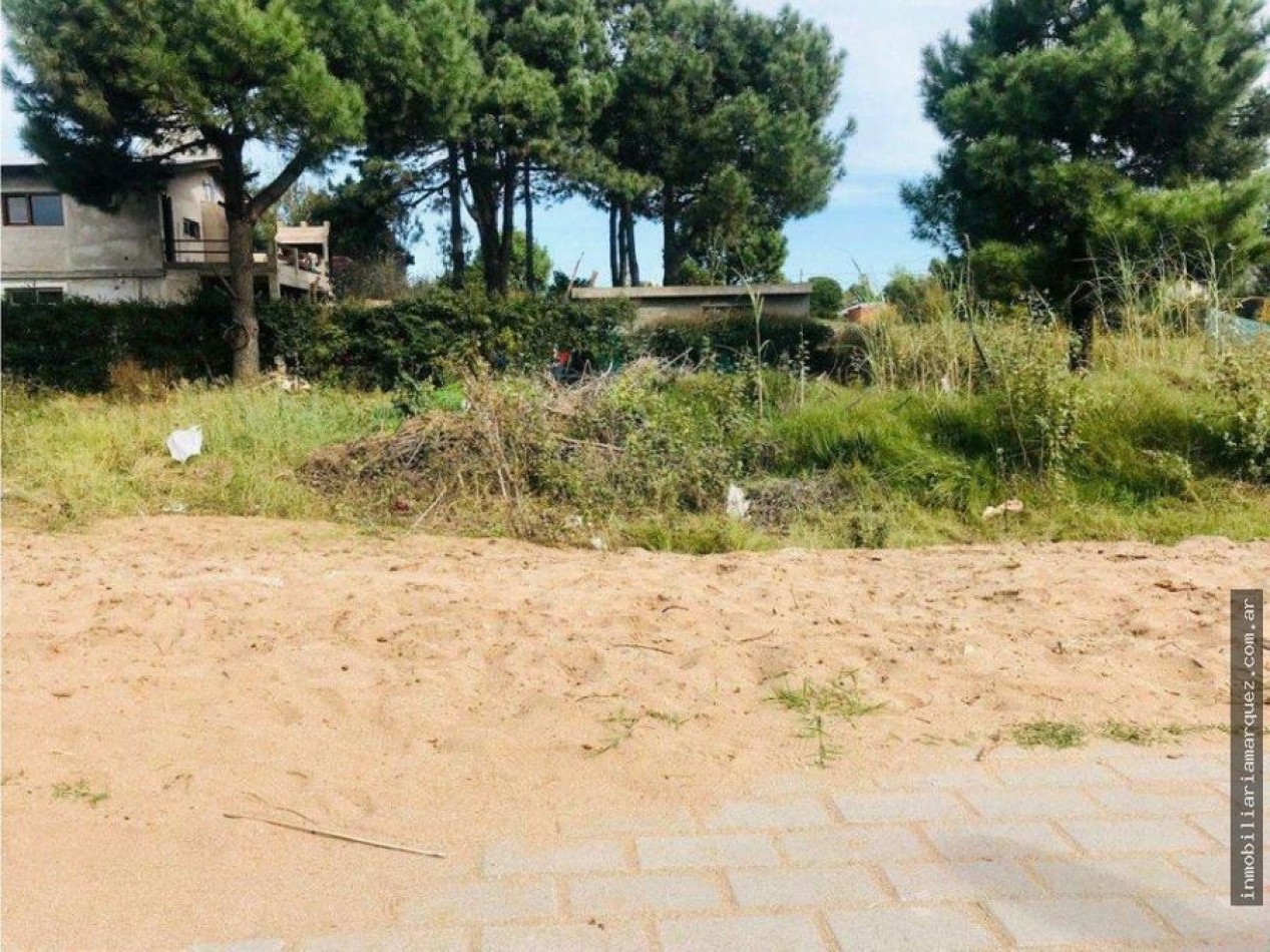 LOTE MULTIFAMILIAR EN VENTA EN OSTENDE