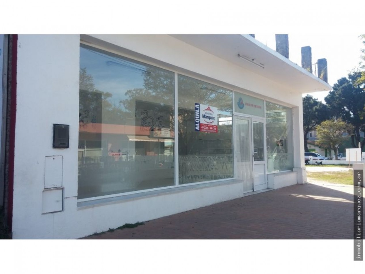 LOCAL COMERCIAL EN ALQUILER EN PINAMAR