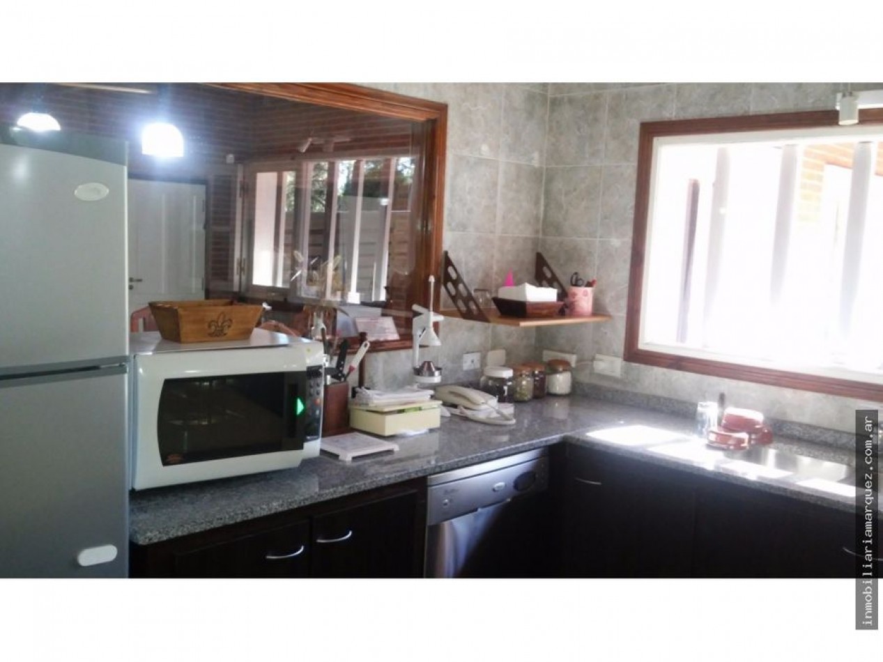 CASA EN VENTA EN PINAMAR